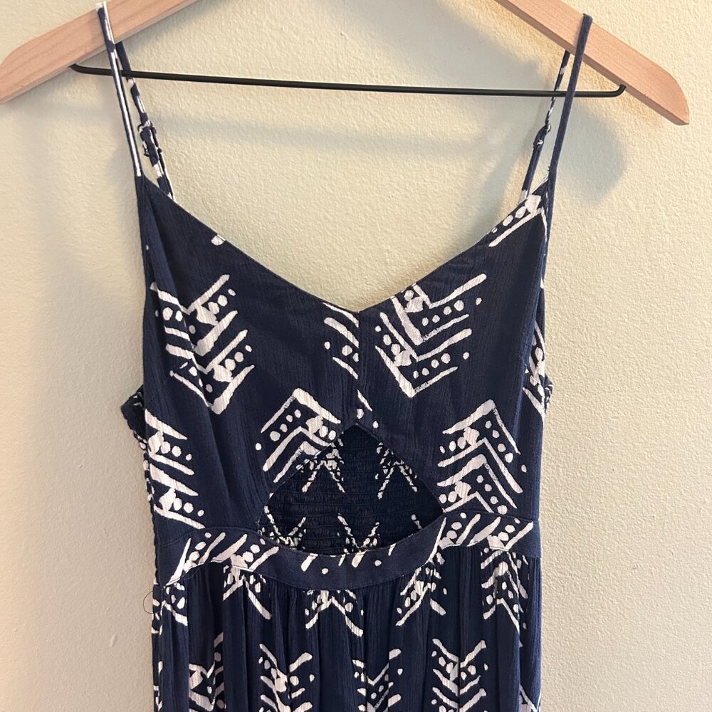 Aerie Tribal Print Maxi Dress Size Medium Navy Blue Sleeveless Cut Out Beach - Picture 3 of 8